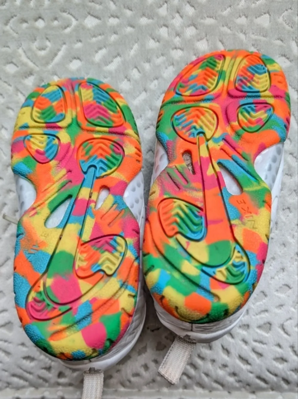 Nike Lil Posite One GS Fruity Pebbles Toddler 8C White Lace Up‎ Sneakers No Box